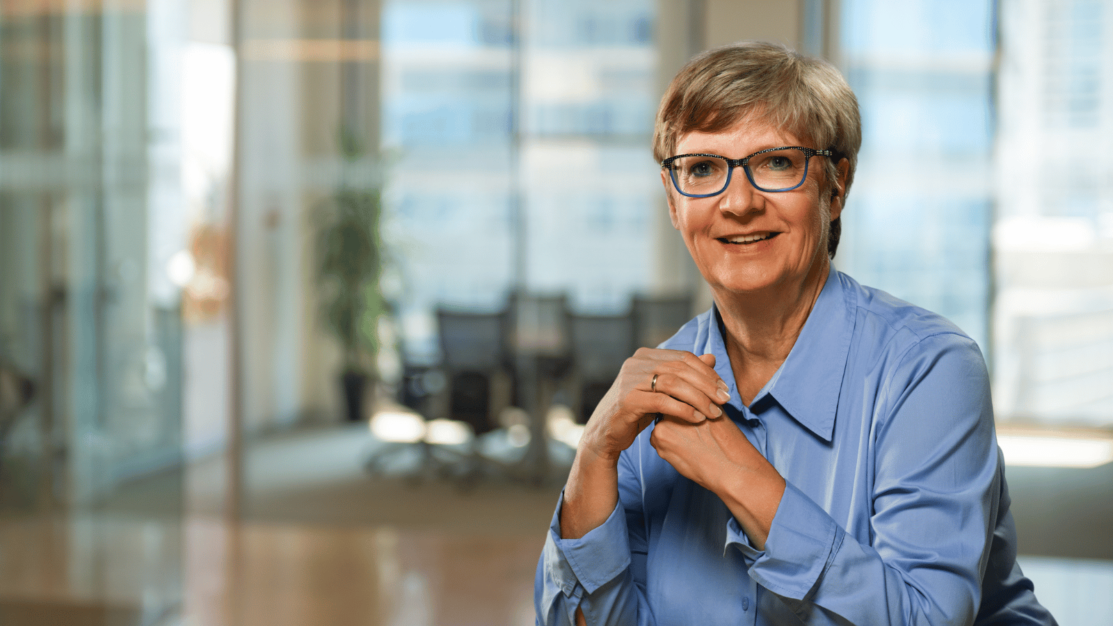 Portrait von Monika Dunkel, unabhängige Rentenberaterin in Hanau.